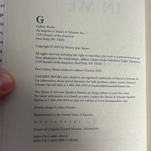 The Woman in Me by Britney Spears (2023, Hardcover / Hardcover) 1st Edition - Picture 9 of 9